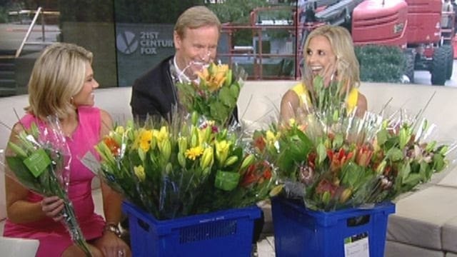 SAF Petals It Forward: Spreading Flower Power on New York Streets