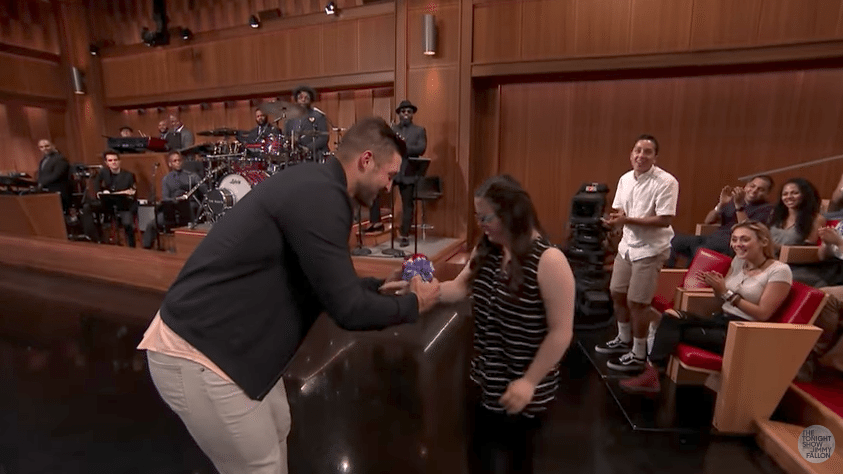 Tim Tebow Gives Corsage to Prom Date on The Tonight Show