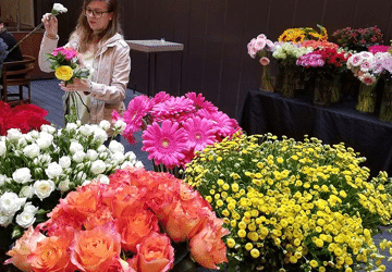 Flower Bar Boosts Party Experience, Florist’s Bottom Line