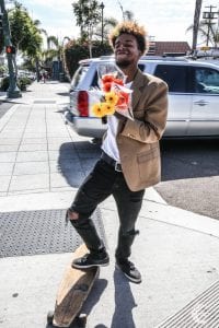 A local skateboarder in Encinitas, California, did a double- (and triple-) take when the Dramm & Echter team offered him flowers. “He loved the fact that it was just a random act of kindness,” said Lani Conklin, the company’s marketing manager. “He grabbed a bunch and joined the movement. He said, ‘With all the hate in the world today, finally people are doing some good.’”